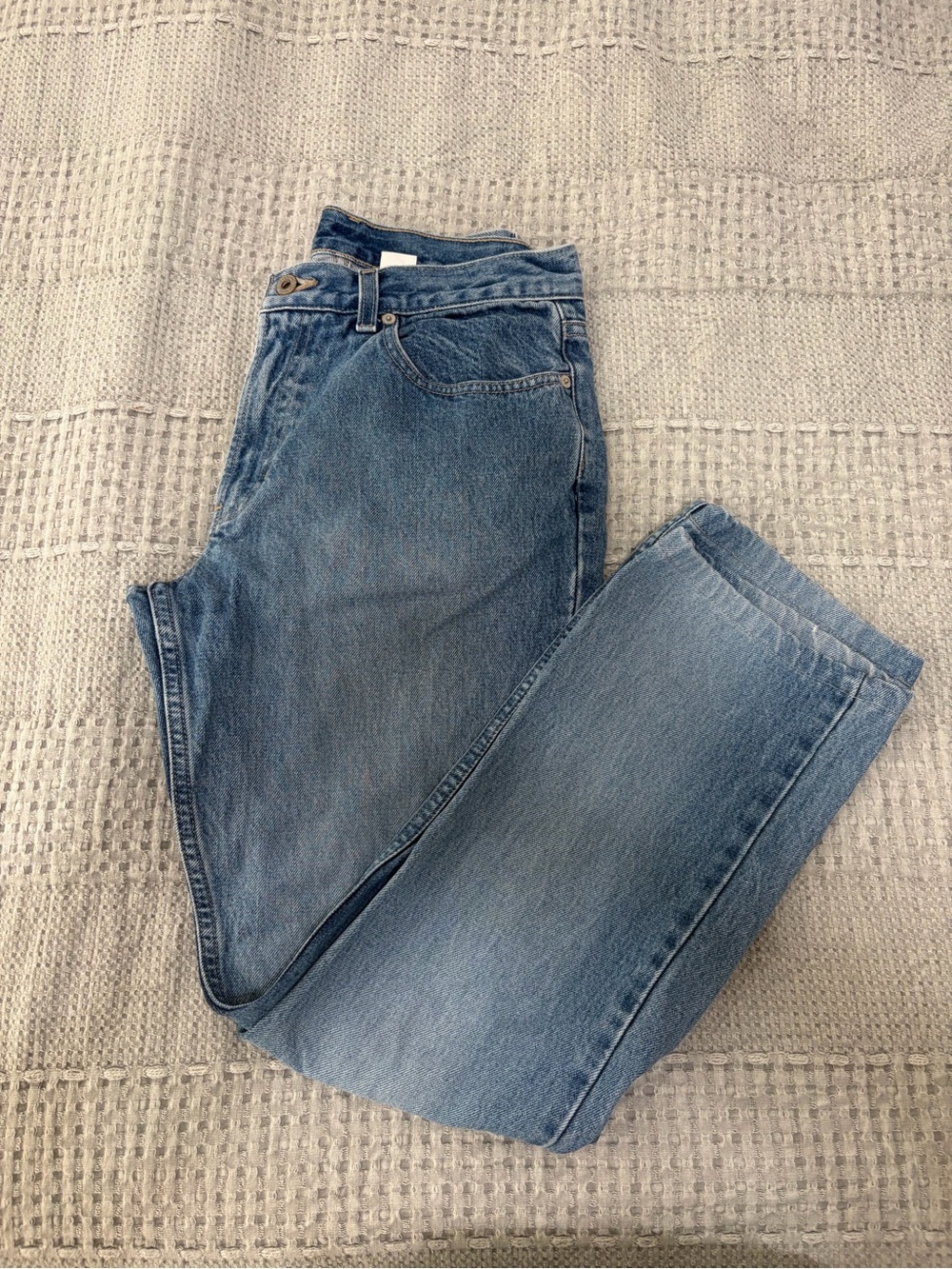Classic High-Rise Women’s Blue Jean Capris